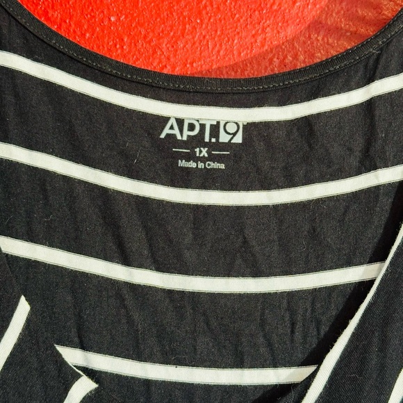 Apt. 9 Black And White Striped Sleeveless Wrap Detailed, Size 1X - Picture 2 of 10